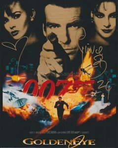 Pierce Brosnan HAND SIGNED 8x10 Photo Autograph, James Bond 007 Goldeneye - Picture 1 of 2