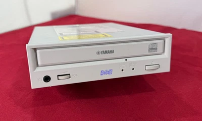 Yamaha SCSI CD-RW Drive CRW4416S Tested and Working. RISC OS Compatible - Image 1 of 4