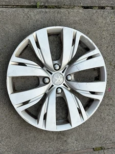 PEUGEOT 208 15" EMBELLECEDOR RUEDA X 1 TAPACUBOS ORIGINAL 9673846677 - Imagen 1 de 6