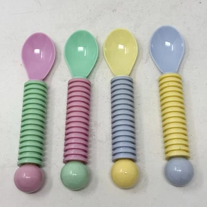 Set of 4 Vintage 80s/90s Pastel Plastic Ice Cream Spoons Kids Swirl Chunky - Picture 1 of 10