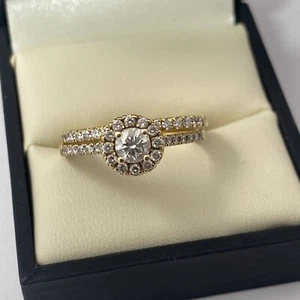 Anillo y banda de diamantes de boda de 0,58 quilates SI 40 PT creado en laboratorio talla 8 - Imagen 1 de 9