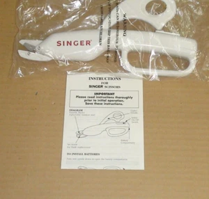SINGER SMART SCISSORS FABRIC CUTTER WITH EXTRA BLADE NEW IN BOX - Picture 1 of 6