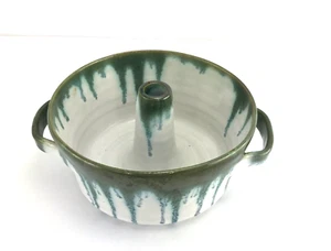 Seagrove Pottery Bundt Cake Mold Baker Dish Seagrove Pottery NC Holly Hill 1997 - Picture 1 of 19