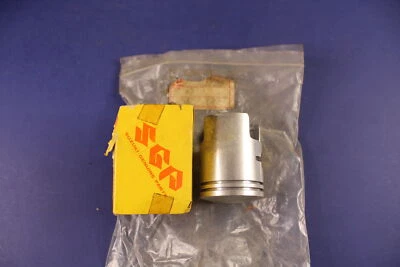 Pistão NOS SUZUKI 1974 TM100 #12110-28600 - Imagem 1 de 4