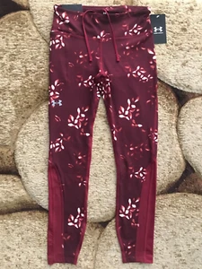 Under Armour Compression Leggings Womens Size Small Burgundy Floral Print NWT - Picture 1 of 6
