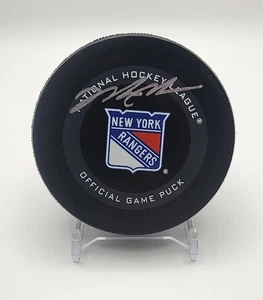 MARK MESSIER signiertes offizielles NHL Spiel Puck New York Rangers Logo (Steiner) - Bild 1 von 6