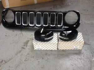 Chrysler Wrangler Piano Radiator Grille + Mirror Covers 0071807416 GENUINE OE - Picture 1 of 1