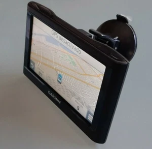 GARMIN NüVI 57LM GPS NAVEGADOR 5" CON CARGADOR , SOPORTE Y CABLE - Imagen 1 de 6