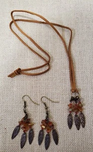 SOUTHWESTERN FEATHER & AMBER CHUNK NECKLACE & PIERCED EARRINGS SET, BRONZE... - Picture 1 of 7