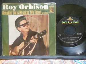 Roy Orbison – Breakin' Up Is Breakin' My Heart / Wait, 45 RPM VG+ w/ PS (HF) - Picture 1 of 2