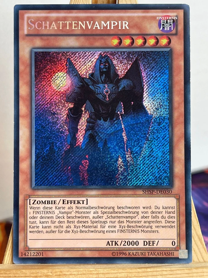 Schattenvampir SHSP-DE030 Secret Rare Deutsch EX YUGIOH - Bild 1 von 1