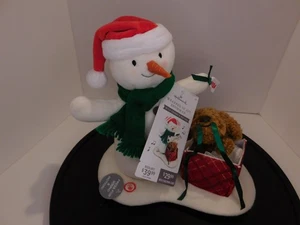 Peluche Hallmark 2024 cantando "Wrapped in Joy Snowman" con sonido y movimiento nuevo con etiquetas - Imagen 1 de 5