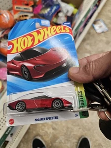 2025 HOT WHEELS MAINLINE CASE K MCLAREN SPEEDTAIL Non Super Treasure Hunt - Bild 1 von 1