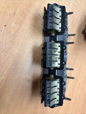 Yamaha Wave Venture Raider Exciter 1100 63M Intake Manifold & Reed Valves - Image 1 of 4