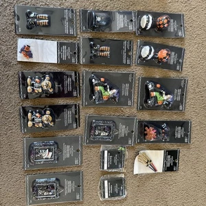 17 Stück Ashland Halloween Mini Deko Figuren Hexenkessel Skelett - Bild 1 von 1