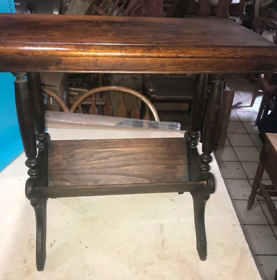 Mesa de estantería / mesa auxiliar de pino (BST-13) Foto 1 de 4