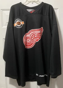 NHL Pro Player Detroit Red Wings Schwarz Hockey Trikot Herren Größe XL Neu ohne Etikett - Bild 1 von 8