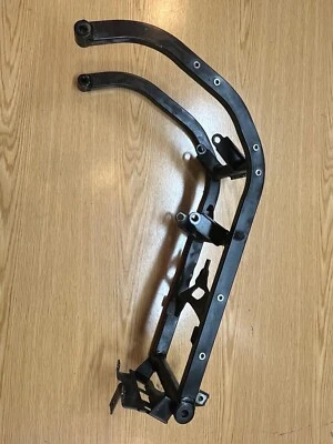 Soporte de montaje de base de motor para subchasis delantero Aprilia Tuono 125 4t Lc 2017 2020 Foto 1 de 3