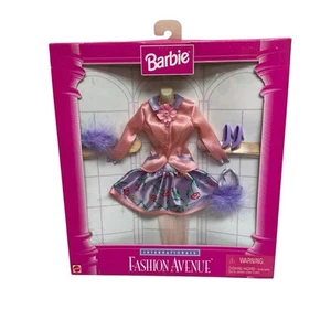 Vtg 1996 Mattel Barbie Fashion Avenue International Spring Doll Outfit #15902 - Foto 1 di 12