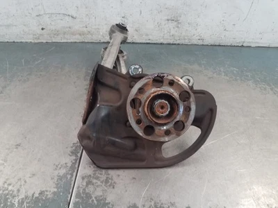 Brazos de control de nudillos buje delantero derecho Mercedes Benz AMG C 63 2010 #8001 Q6 Foto 1 de 4