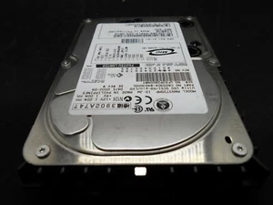 Fujitsu CA05904-B46300DL 72GB Ultra160 Wide LVD SCSI hard drive 10K MAN3735MP - Photo 1/3