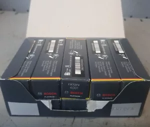 Box mit 10 Zündkerzen Bosch FR7DPX/0 242 235 547 - Bild 1 von 1