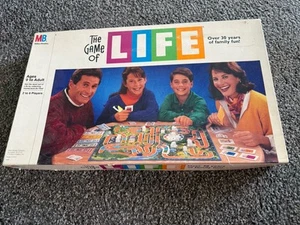Old Game Of Life Game See Photos For Content Unsure If It’s Complete - Picture 1 of 8