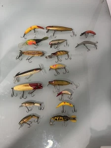 Large vintage fishing lure lot L&s Heddon South Bend 17 Total - Picture 1 of 24