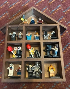 Wooden House Great To Display Lego Figures - Picture 1 of 3