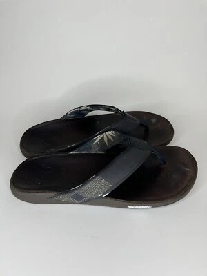OluKai Tuahine Black Thong Sandals Flip Flop Beach Leather Slip On Men Size 8 Foto 1 de 4