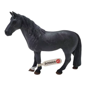 Schleich Tennessee Walker Gelding Horse Animal Figure 13832 - Picture 1 of 6