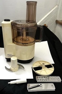 Regal La Machine 1 Compact Food Processor V813 with Blades & Accessories TESTED - Picture 1 of 11