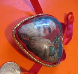 VINTAGE ADORAVLE CUTE MAYBE HOMEMADE HEART SANTA CLAUSE CHRISTMAS ORNAMENT - Picture 1 of 4