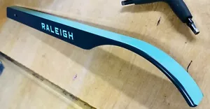 Raleigh Bike metal chainguard - Picture 1 of 4