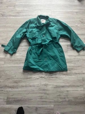 London Fog Women’s 8 Green Trenchcoat with Belt Shoulder Pad Vintage - Image 1 of 4
