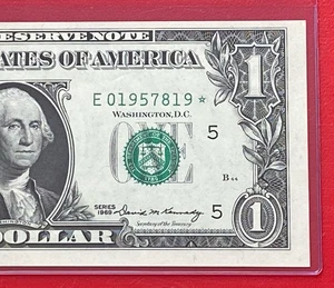 1969  STAR  NOTE $1 DOLLAR BILL ( RICHMOND E ) UNCIRCULATED - Picture 1 of 3