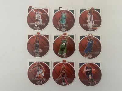 Lote de 9 cartas troqueladas/repujadas 2003-04 Upper Deck (Iverson, Pierce) Foto 1 de 4