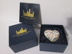Scatola portagioie cuore Smithsonian Collection by Goebel Rose Collection - Foto 1 di 9