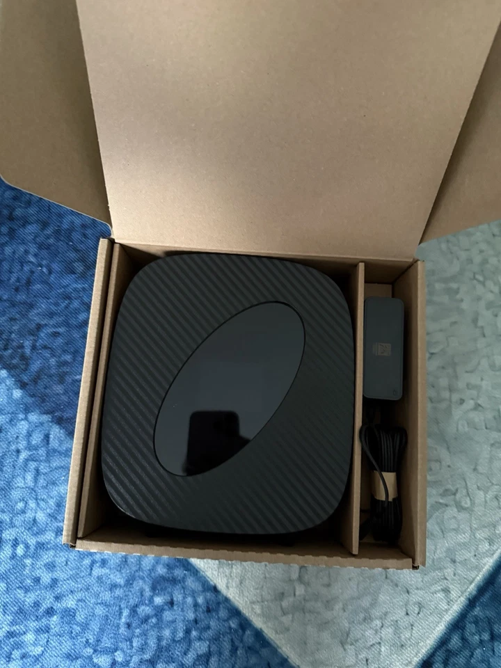 Bouygues Wifi 7 fiber Bbox modem new - Image 1 of 4