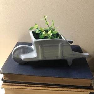 Wheelbarrow Planter Blue Ceramic  6.5”  - Foto 1 di 6