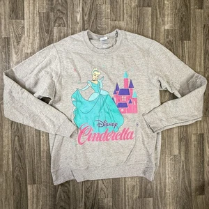 Disney Castillo de Cenicienta Sudadera Gris Cuello Redondo Mediano Princesa Gráfico Camiseta - Imagen 1 de 6