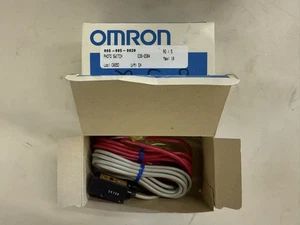 Omron Photoelectric Switch E3S-2LB4 - Picture 1 of 4