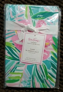 New Lilly Pulitzer x Pottery Barn Euro Size 26x26 Pillow Sham in Jungle Lilly - Picture 1 of 3