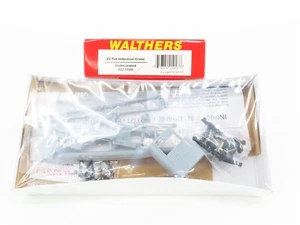 HO Scale Walthers Kit #932-5500 Undecorated 25 Ton Industrial Crane - Sealed - Picture 1 of 5