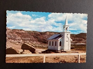 Postcard Canada Drumheller Alberta World’s Largest Little Church Dinosaur L631 - Bild 1 von 2