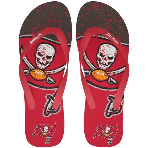 Tampa Bay Buccaneers FOCO Large Logo Flip-Flops - Size Medium (7/8) Cover