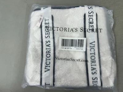 New 2023 Victoria Secret Ivory Fleece Black Logo Strap Tote Large Bag - Image 1 of 2