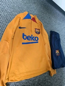 Barcelona 2022 Nike Orange Football Tracksuit Kids Size 9-10 - Picture 1 of 6
