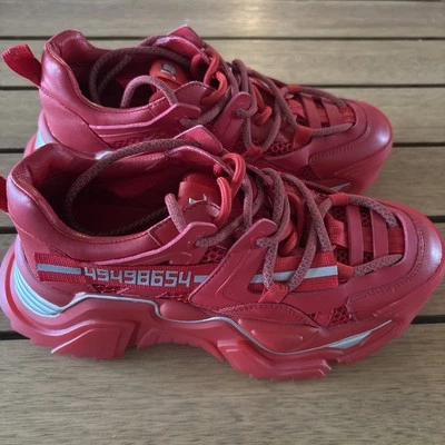 Steve Madden  Dynamic Power Red sneakers women 8.5 size with double lace  - Image 1 of 4