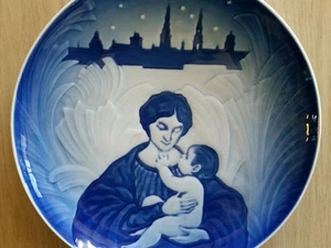 Madonna mit Kind Teller Royal Copenhagen Weihnachten erinnert 1987 - Bild 1 von 4